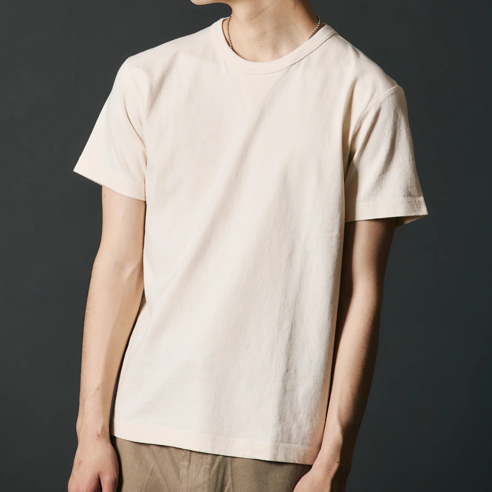 Standard Cozun Double-V Gusset T-Shirt - Natural