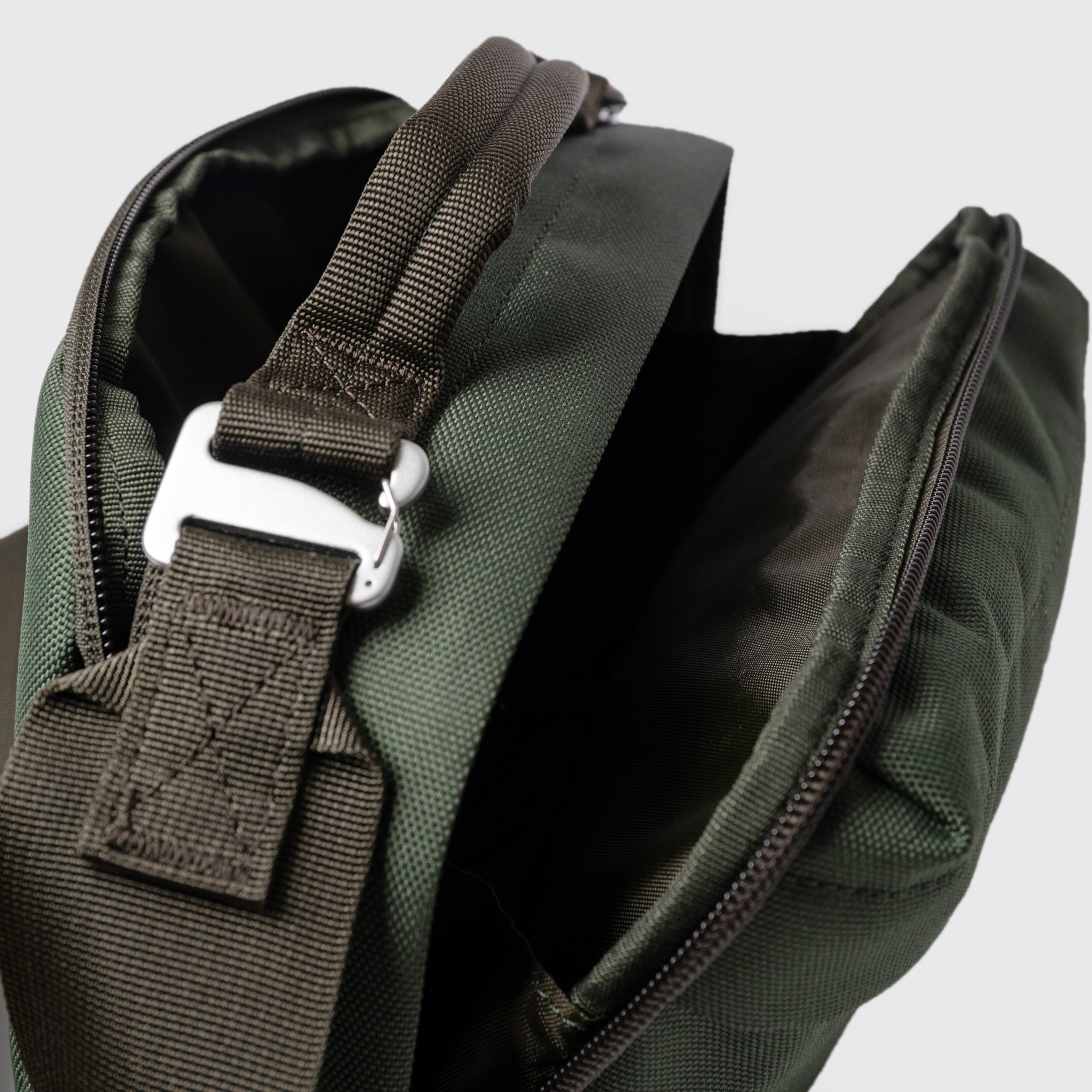 Go Shoulder Bag - Dawn Green
