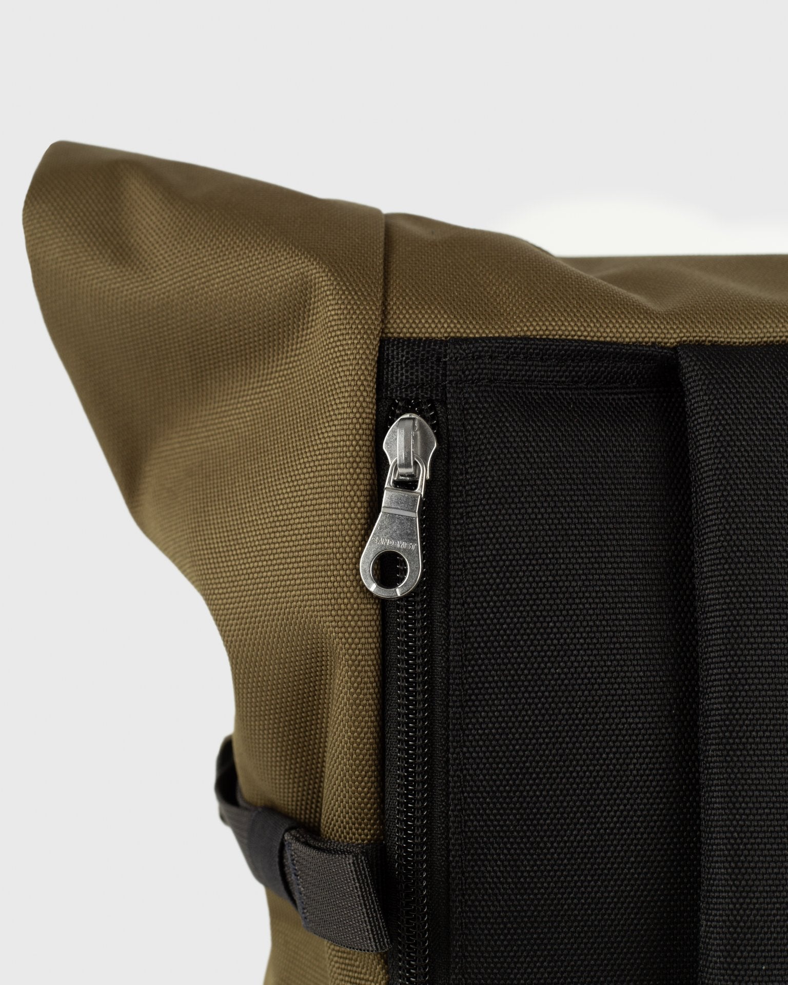 Icon 16" Rolltop Backpack - Multi Olive