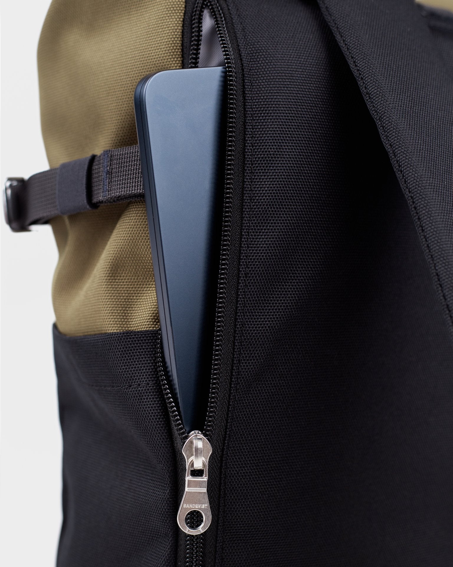 Icon 16" Rolltop Backpack - Multi Olive