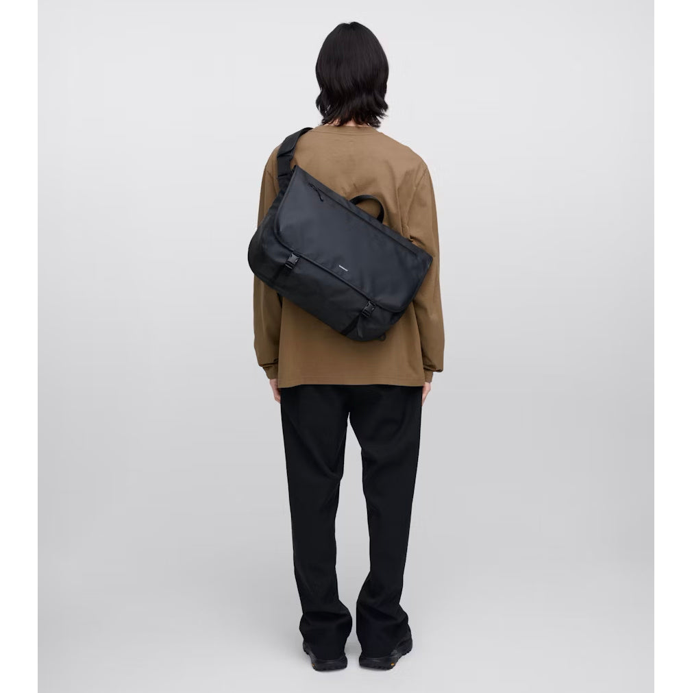 Stream Crossbody Messenger Bag - Black
