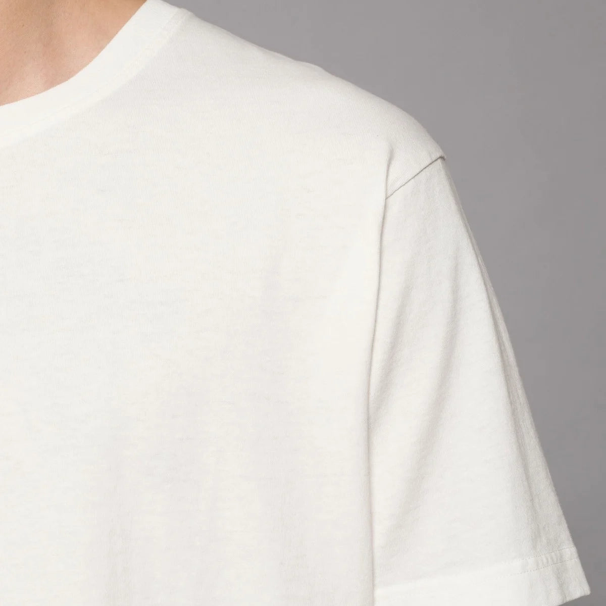 Uno Everyday T-Shirt - Chalk White