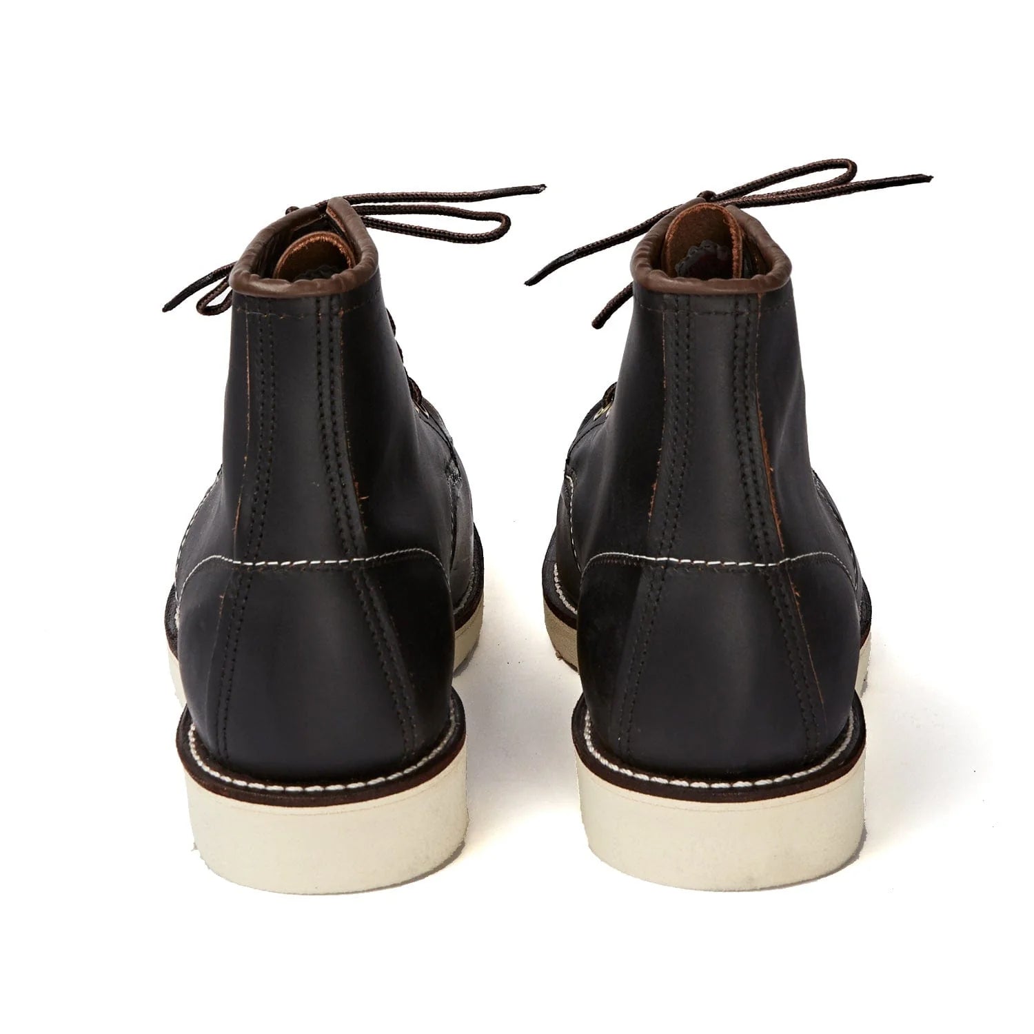 Classic Moc Toe 8849 - Black Prairie