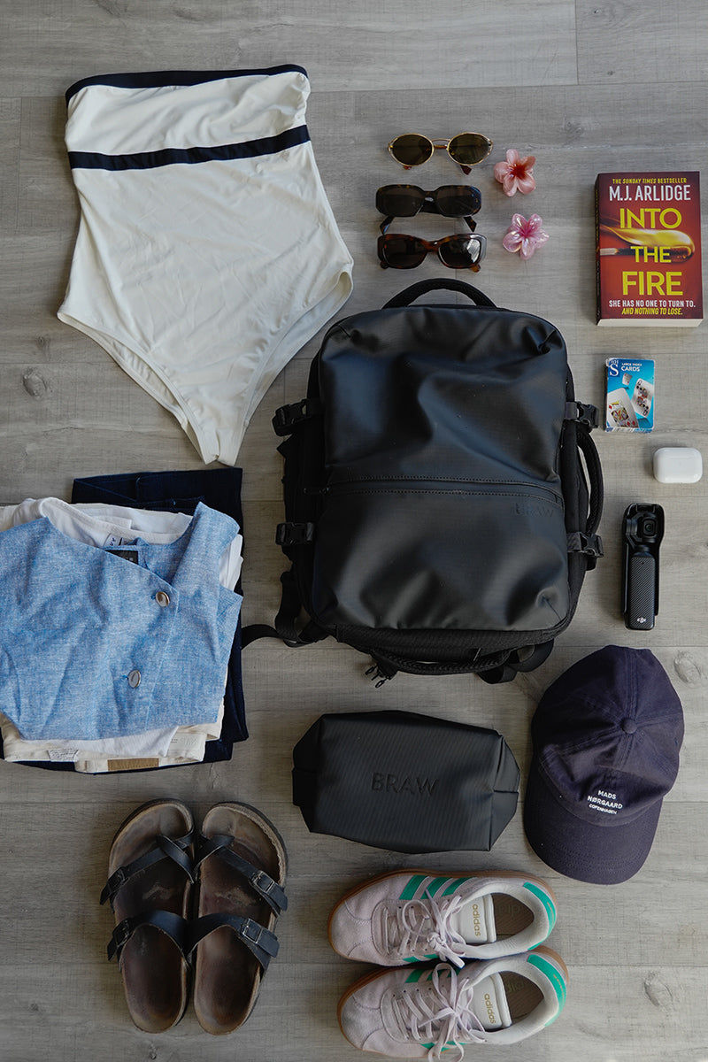 Explorer 2 Carry-On Vacuum Backpack - Navy