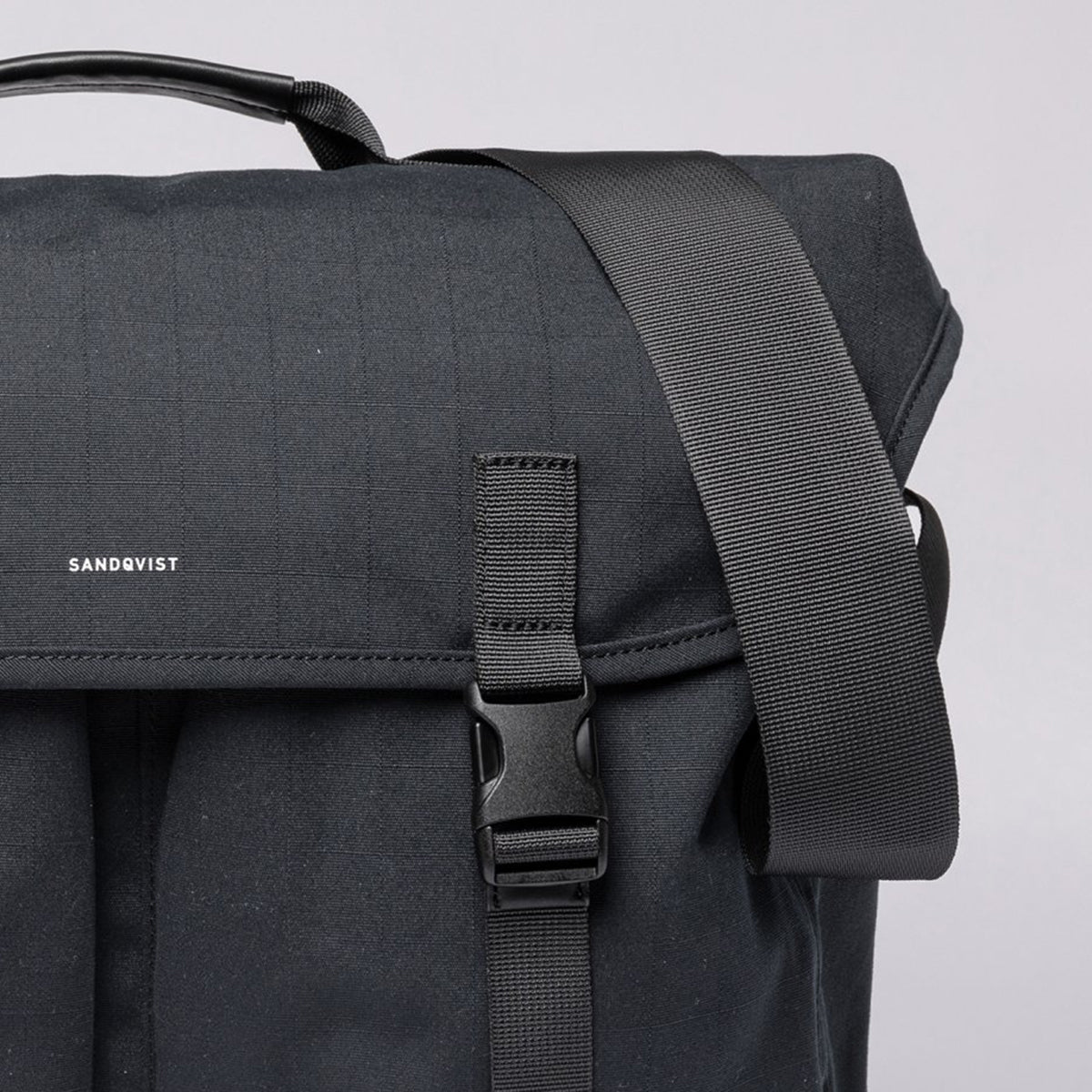 Ripstop Messenger Bag - Black