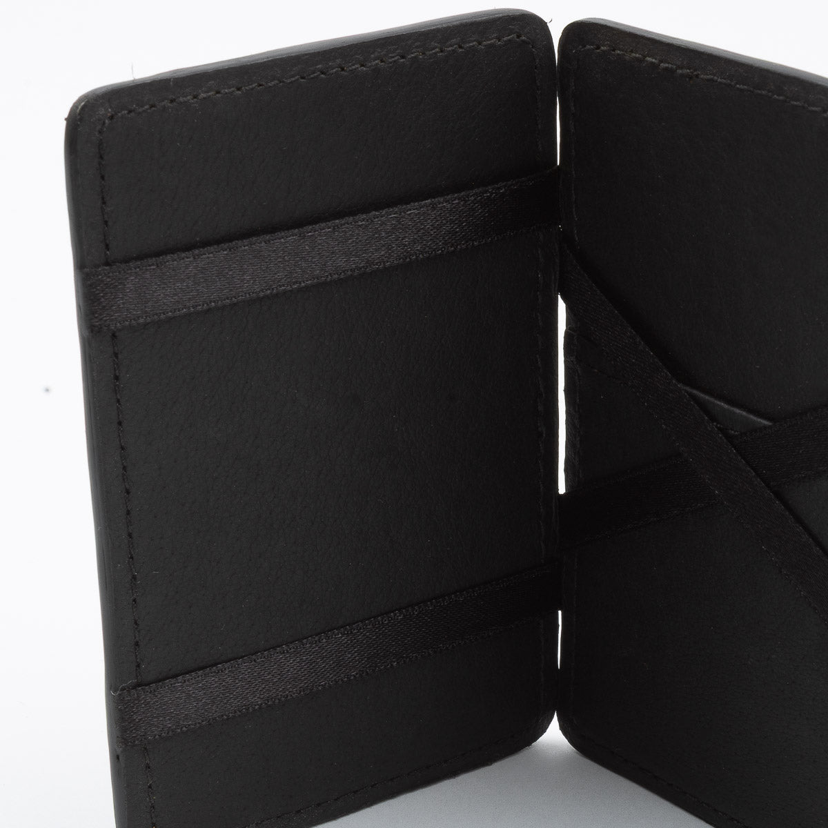 Magic Card Wallet - Coral Red