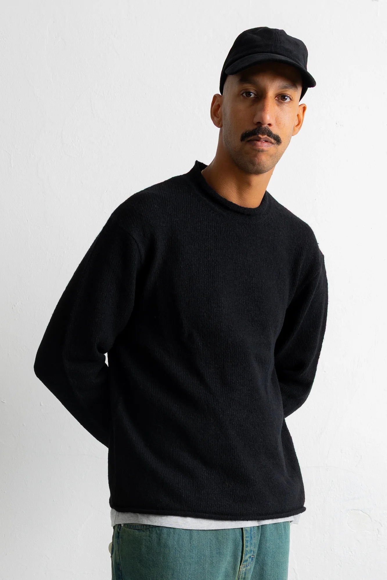 Slouch Crew - Black Charcoal Cast Intarsia