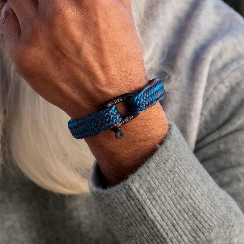 Gorgeous George - Ocean Blue/Velvet Red/Black