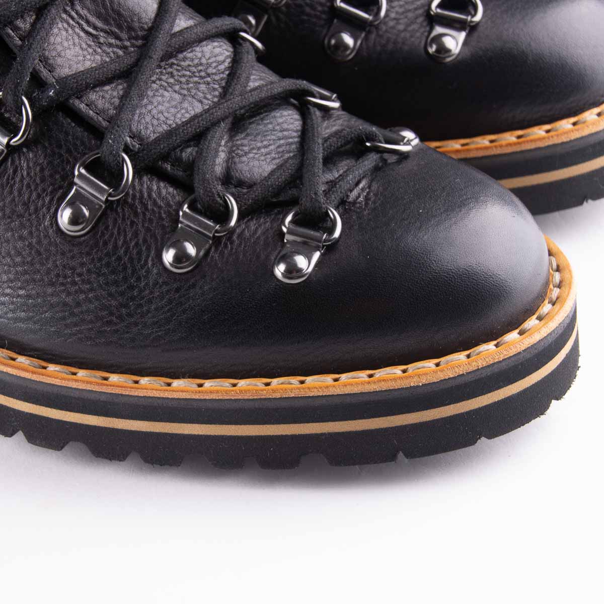 M120 Alto Nebraska Boot - Black