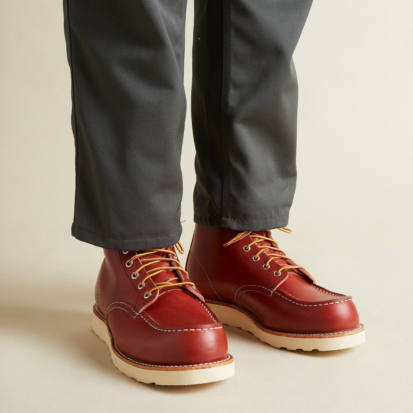 Buy now the LTD EDITION Red Wing Irish Setter Moc Toe 8875