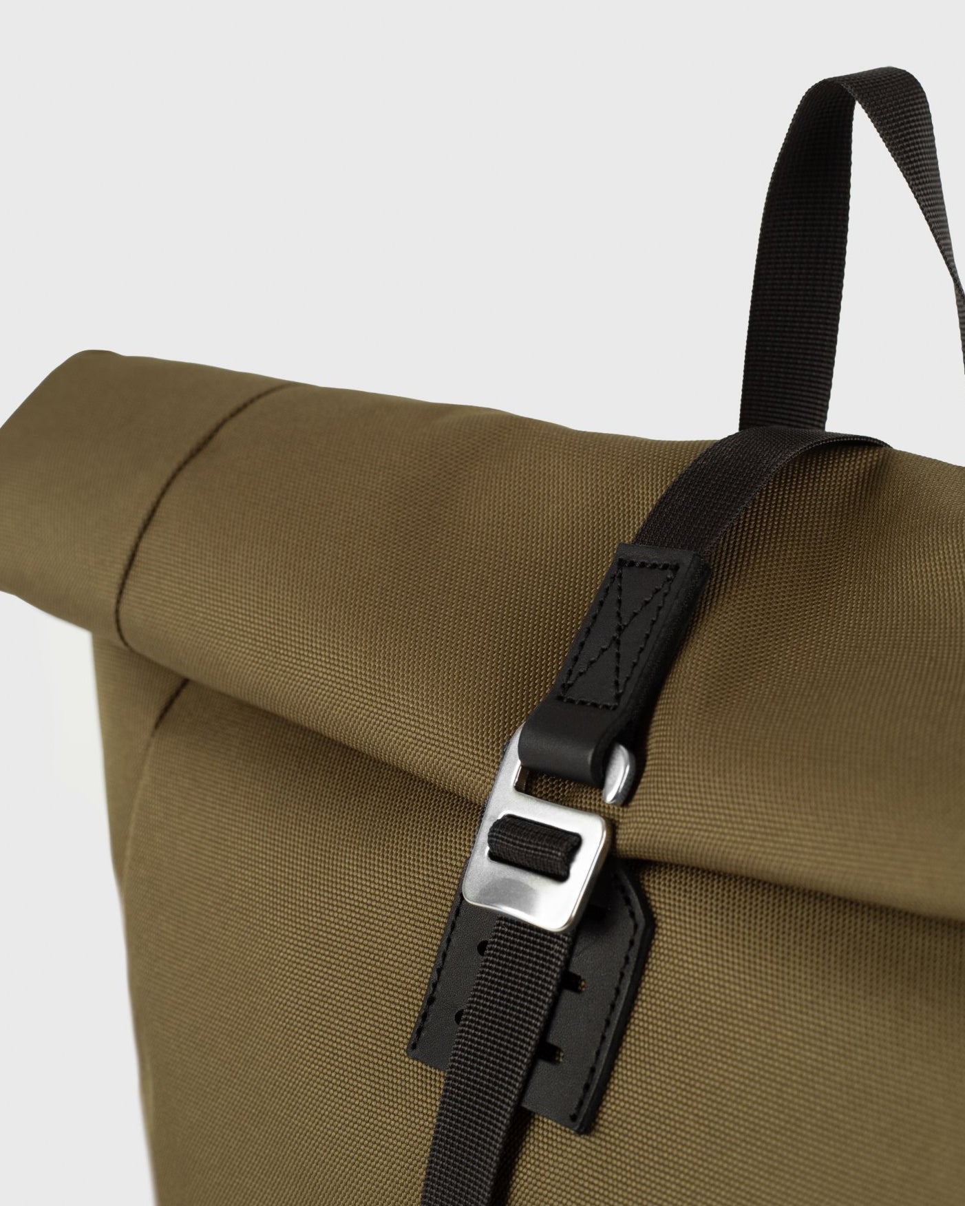 Icon 16" Rolltop Backpack - Multi Olive
