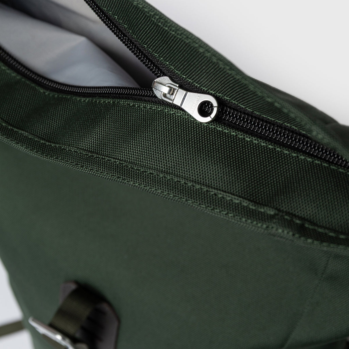 Icon Rolltop M Backpack - Dawn Green
