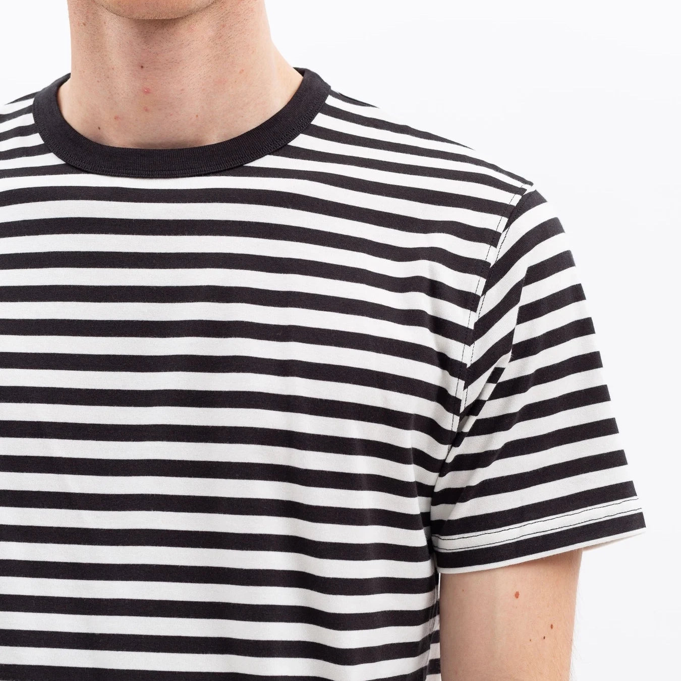 Niels Classic Stripe T-Shirt - Black & White