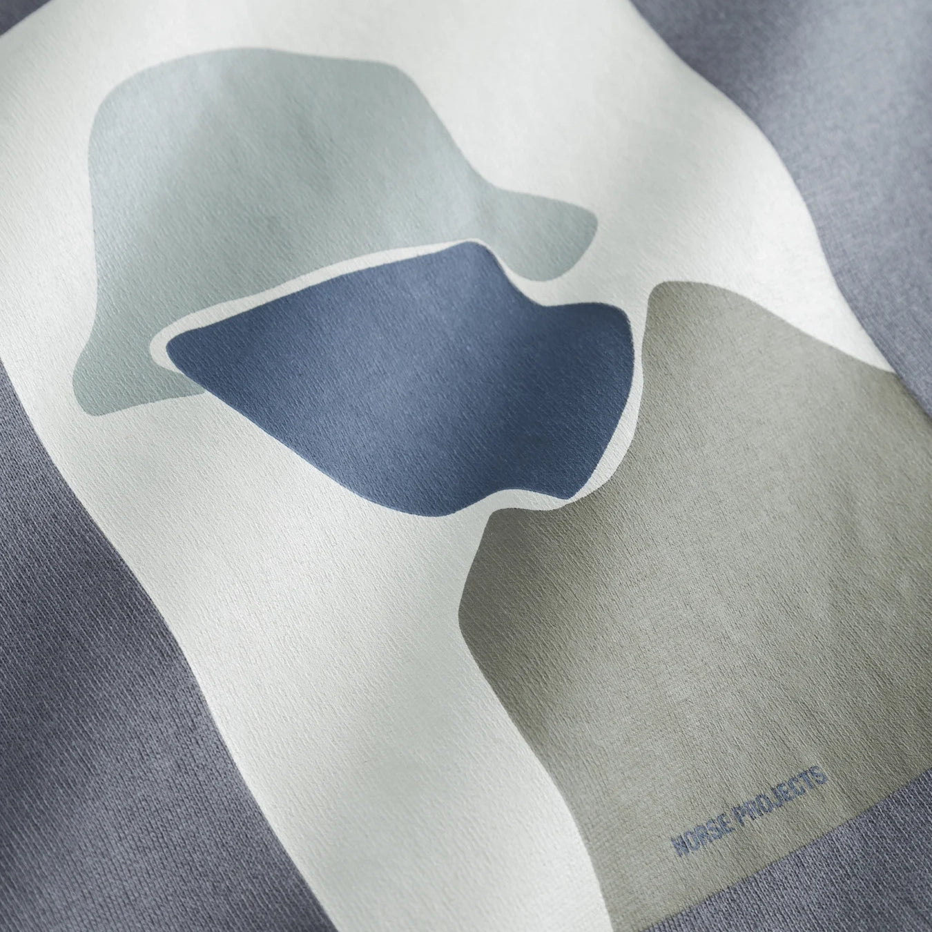 Johannes Bucket Hat Print T-Shirt - Magnet Grey