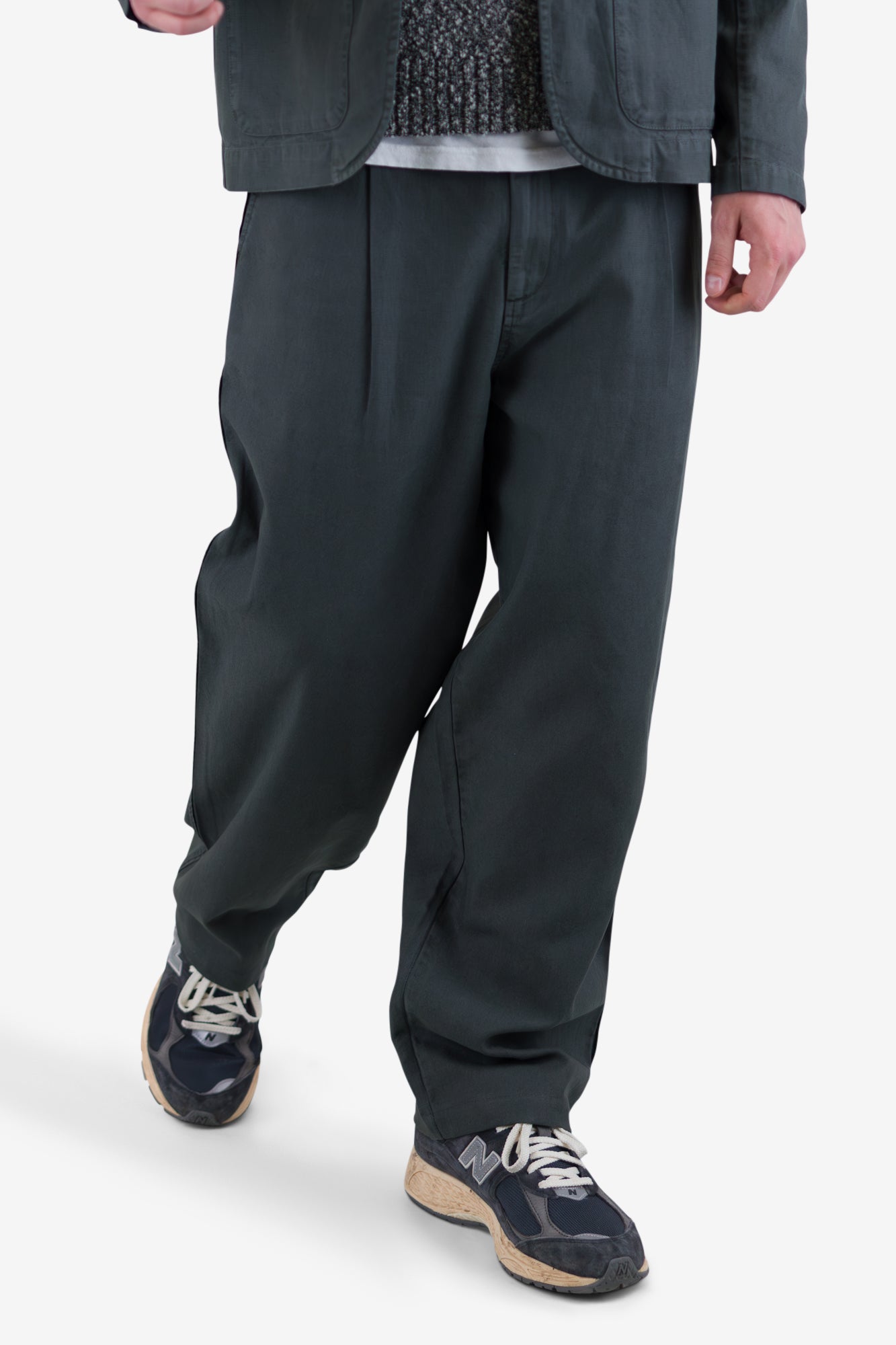 Wide Fit Trouser - Charcoal Hemp Canvas