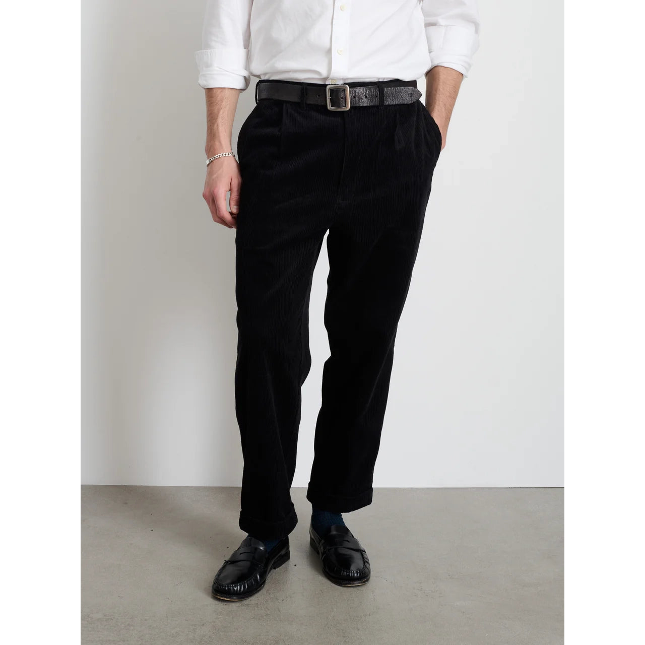 Standard Pleated Pant - Black Corduroy