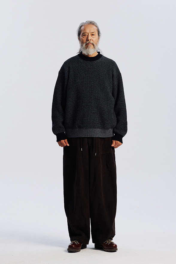 Rollneck Ringer Knit - Black