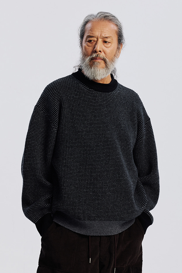 Rollneck Ringer Knit - Black