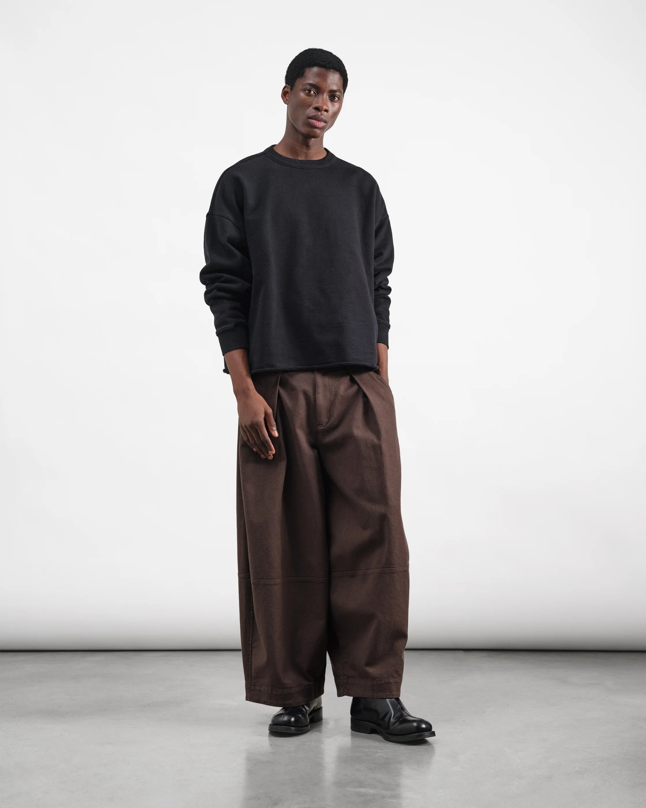 Studio Sweatshirt - Black